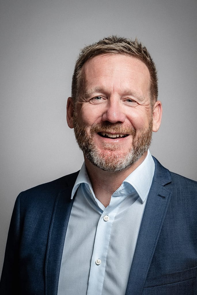 foto fuer bewerbung mann jacket