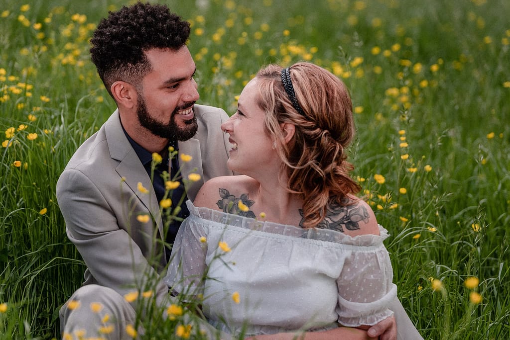 verliebt im gruenen paar tattoo